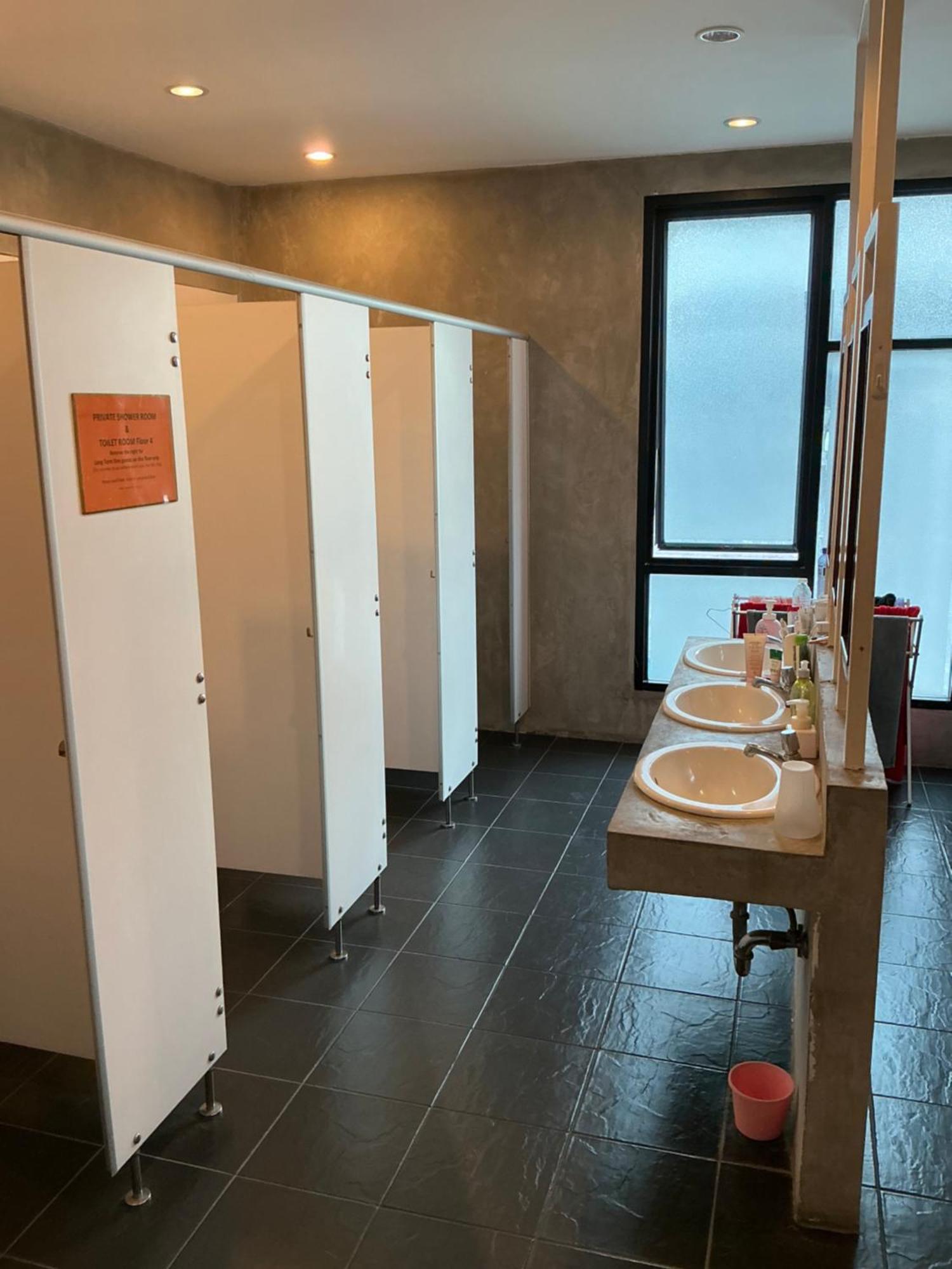 Udee Bangkok Hostel Zewnętrze zdjęcie