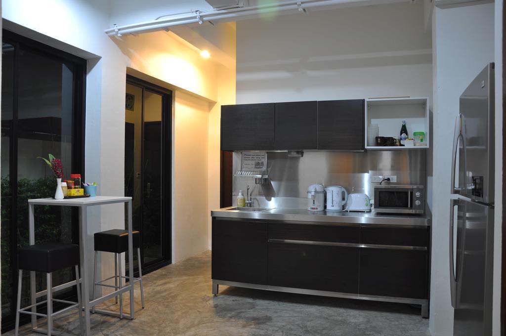 Udee Bangkok Hostel Zewnętrze zdjęcie